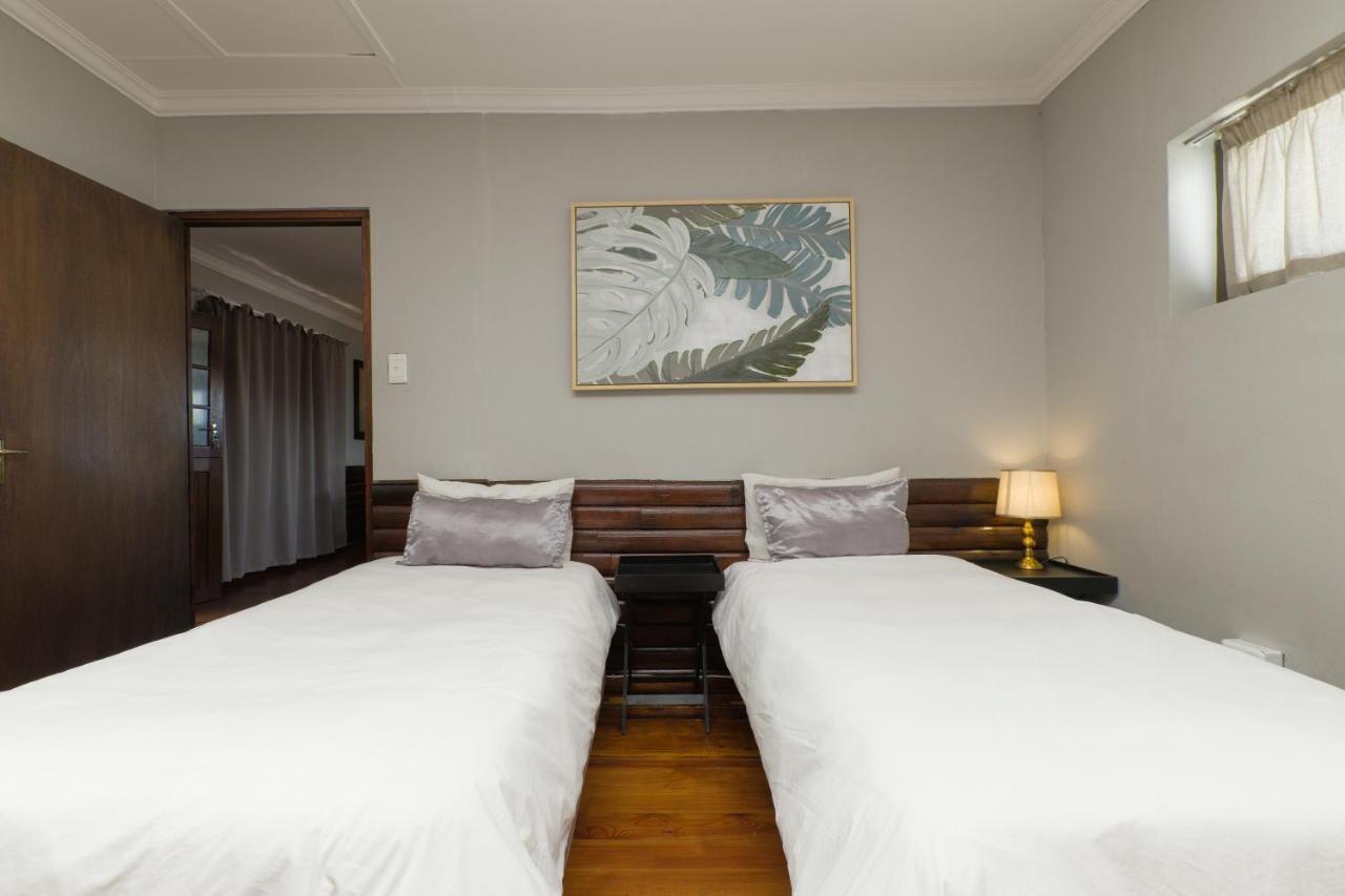 Royal Palms Guest House Port Elizabeth Extérieur photo