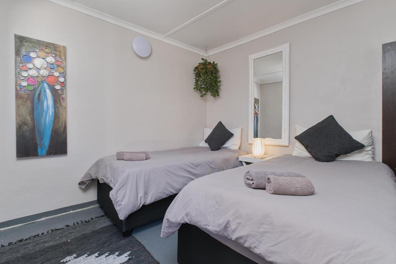 Royal Palms Guest House Port Elizabeth Extérieur photo